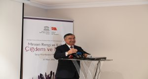 Bakan Yılmaz, &quot;Mirasın Rengi ve Kokusu: Çiğdem ve Nevruz&quot; sergisinin açılışına katıldı