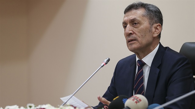 Ders Sayısı Yarıya İnince Öğretmenlerin Durumu Ne Olacak? Bakan Açıkladı...
