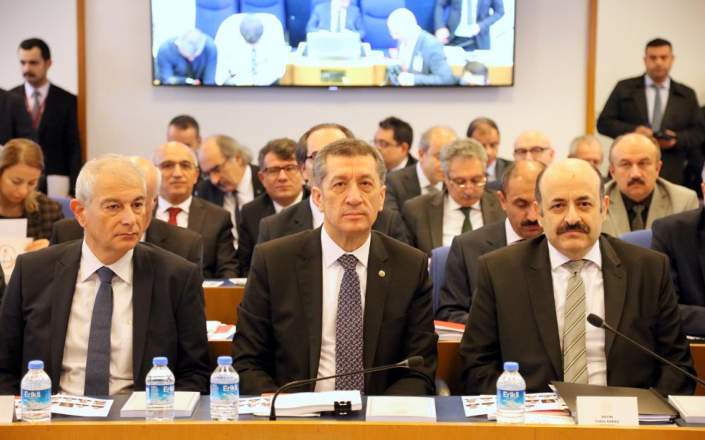 Öğretmen atamaları  için görüşmeler devam ediyor