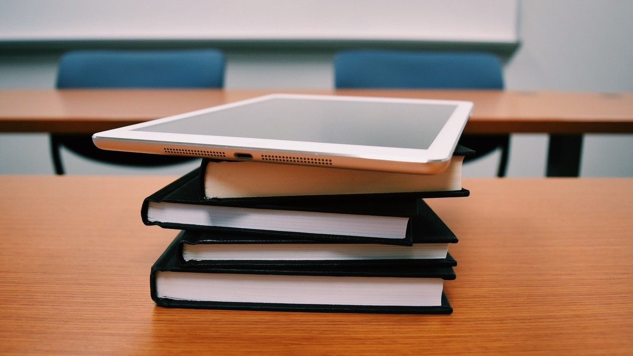 tablet-z1xw-cover.jpg